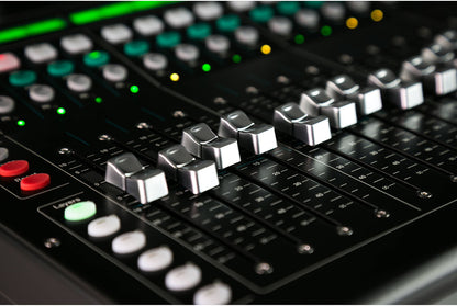 Allen & Heath SQ-5 48-Channel & 36-Bus Digital Mixer w/ 16+1 Motorized Zoom, view 10